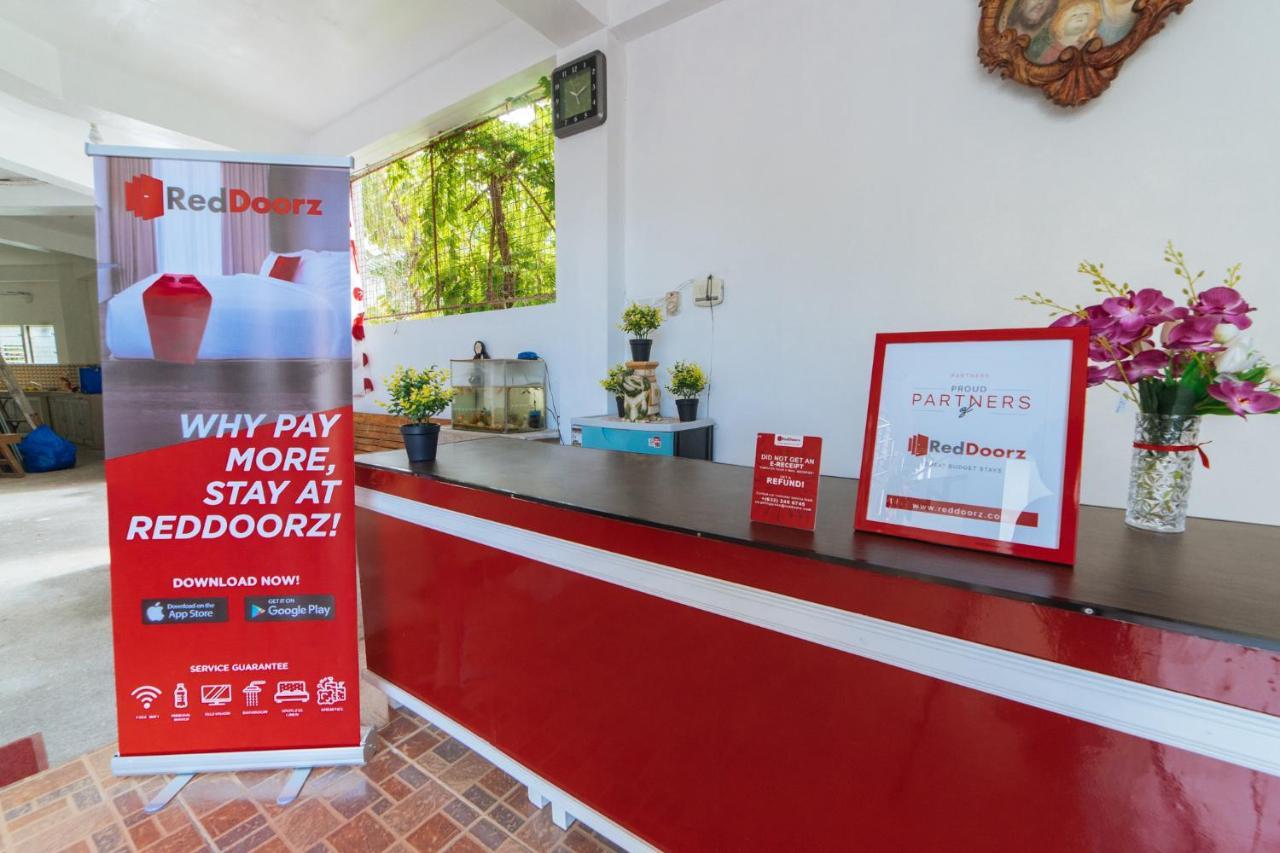 ホテル Reddoorz @ Pag Asa Rawis Legaspi レガスピ エクステリア 写真