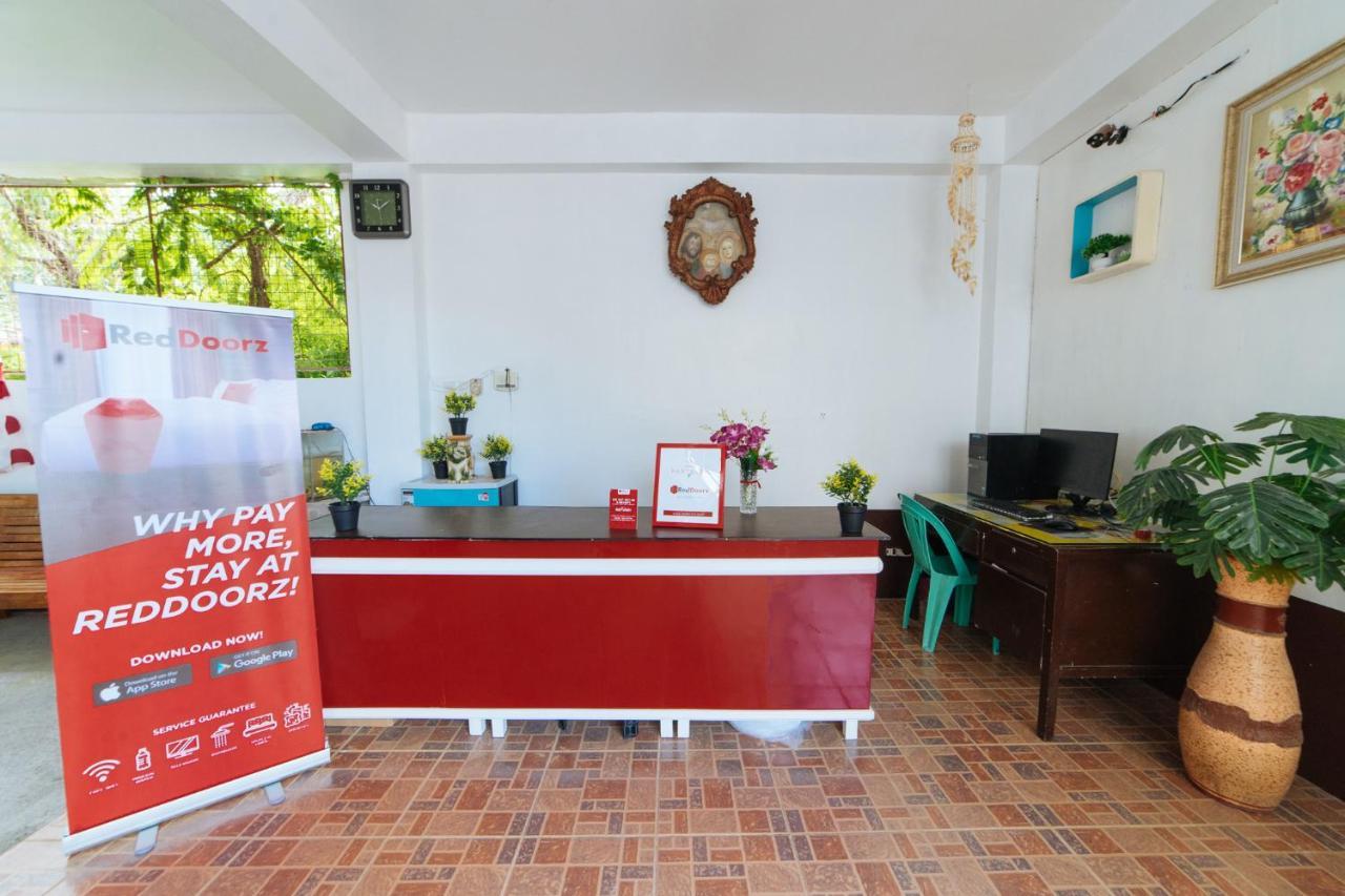 ホテル Reddoorz @ Pag Asa Rawis Legaspi レガスピ エクステリア 写真