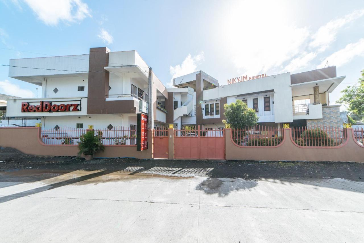 ホテル Reddoorz @ Pag Asa Rawis Legaspi レガスピ エクステリア 写真
