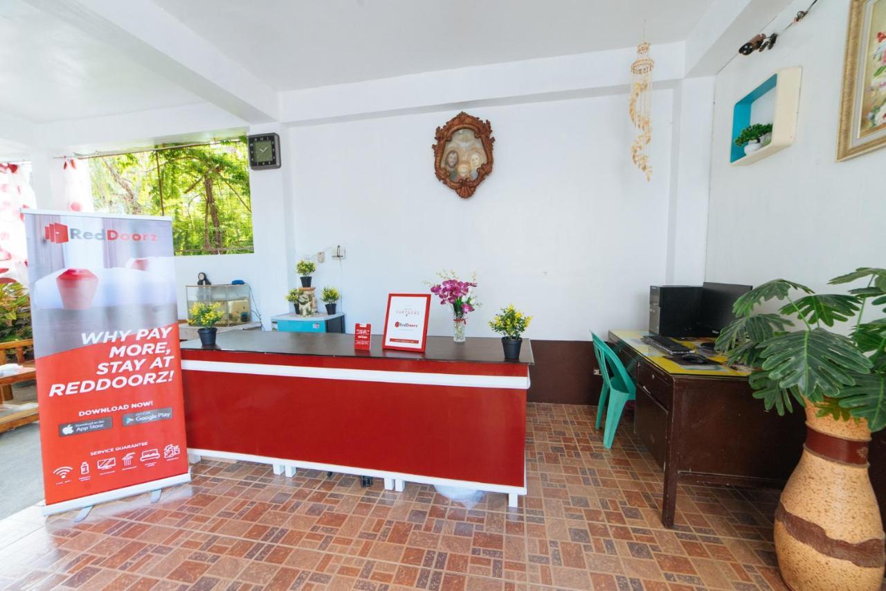 ホテル Reddoorz @ Pag Asa Rawis Legaspi レガスピ エクステリア 写真